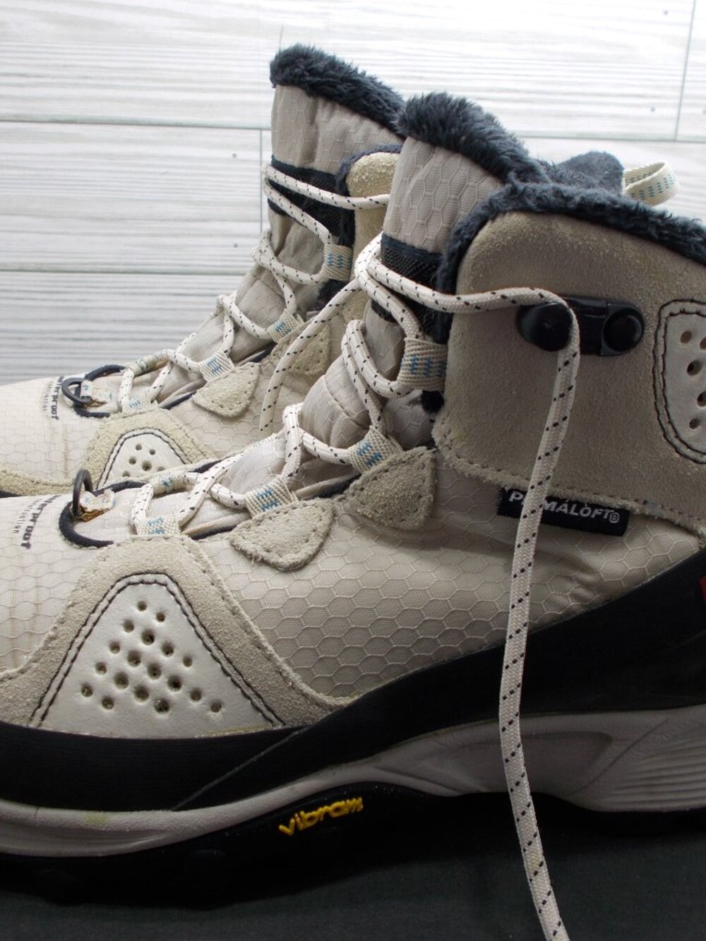 New Balance Primaloft Womens 9 Vibram Hiking Snow Boots